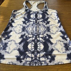 Lululemon Purple and White Tie-Dye Women's Tank Top